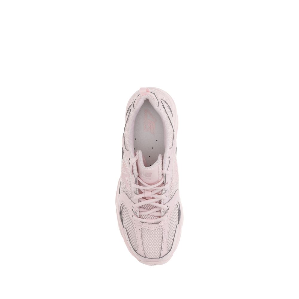 530 Sneakers