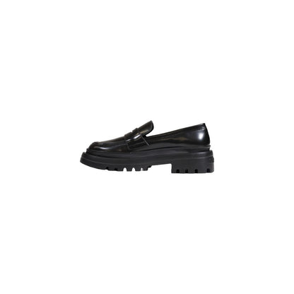 Black Polyethylene Platform Pumps