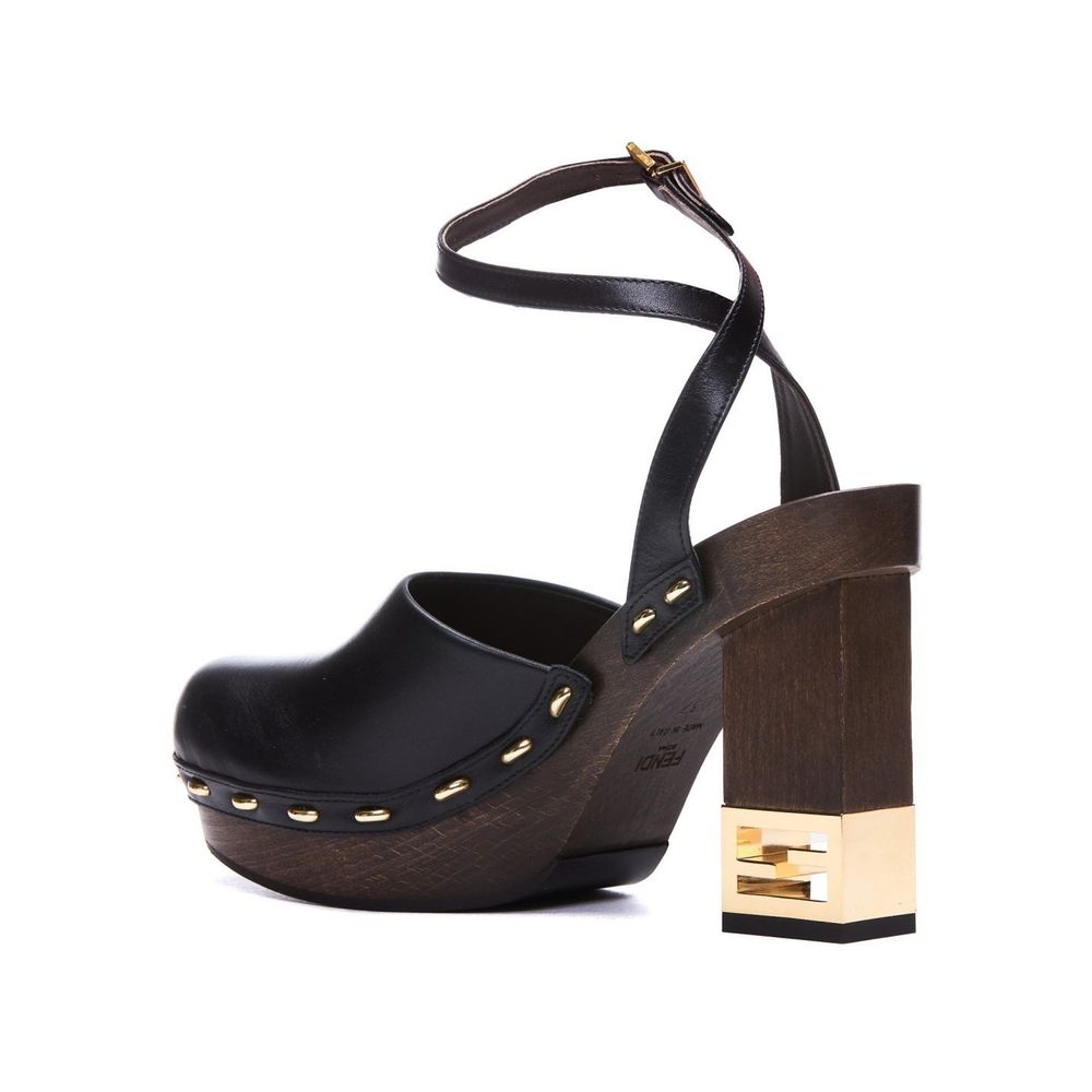 Decorative Heel Leather Pumps
