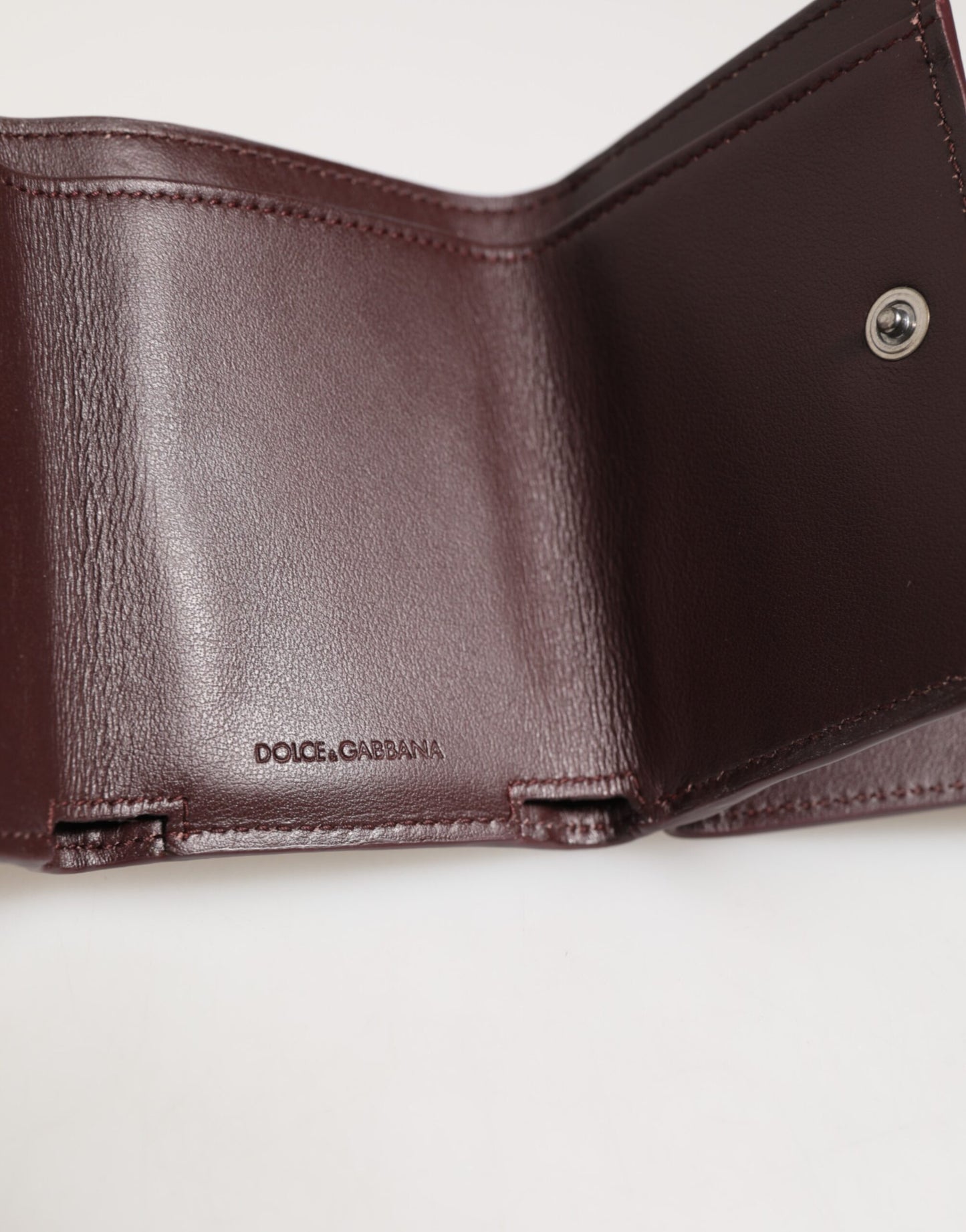 Leather Embossed Logo Trifold Men Card Holder Dark Brown
