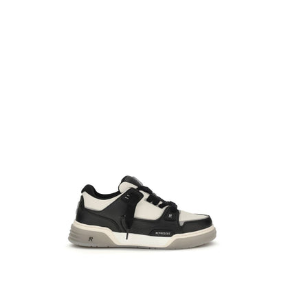 Studio Sneakers