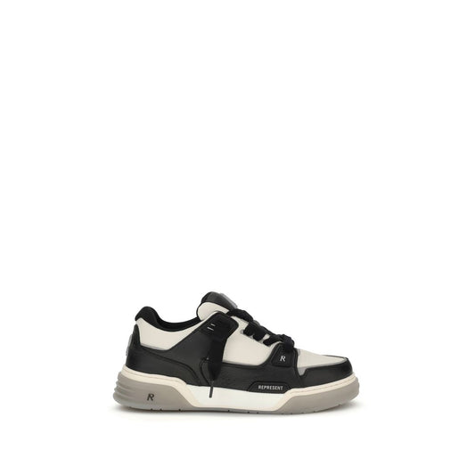 Studio Sneakers